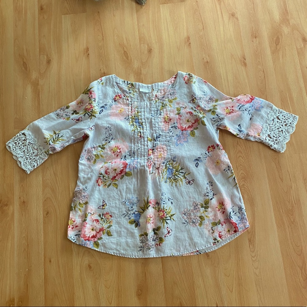 J. Jill linen flower/butterfly top. Size M